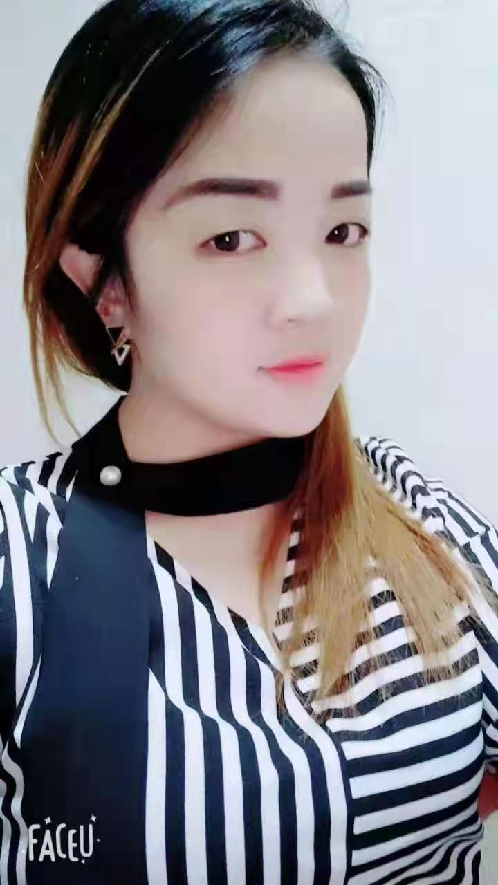 刚下海的紧致少妇